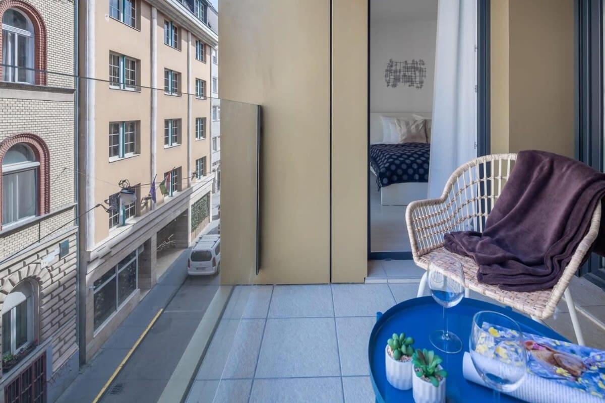 Modern Apt In Authentic Central Area Budapest Exterior photo